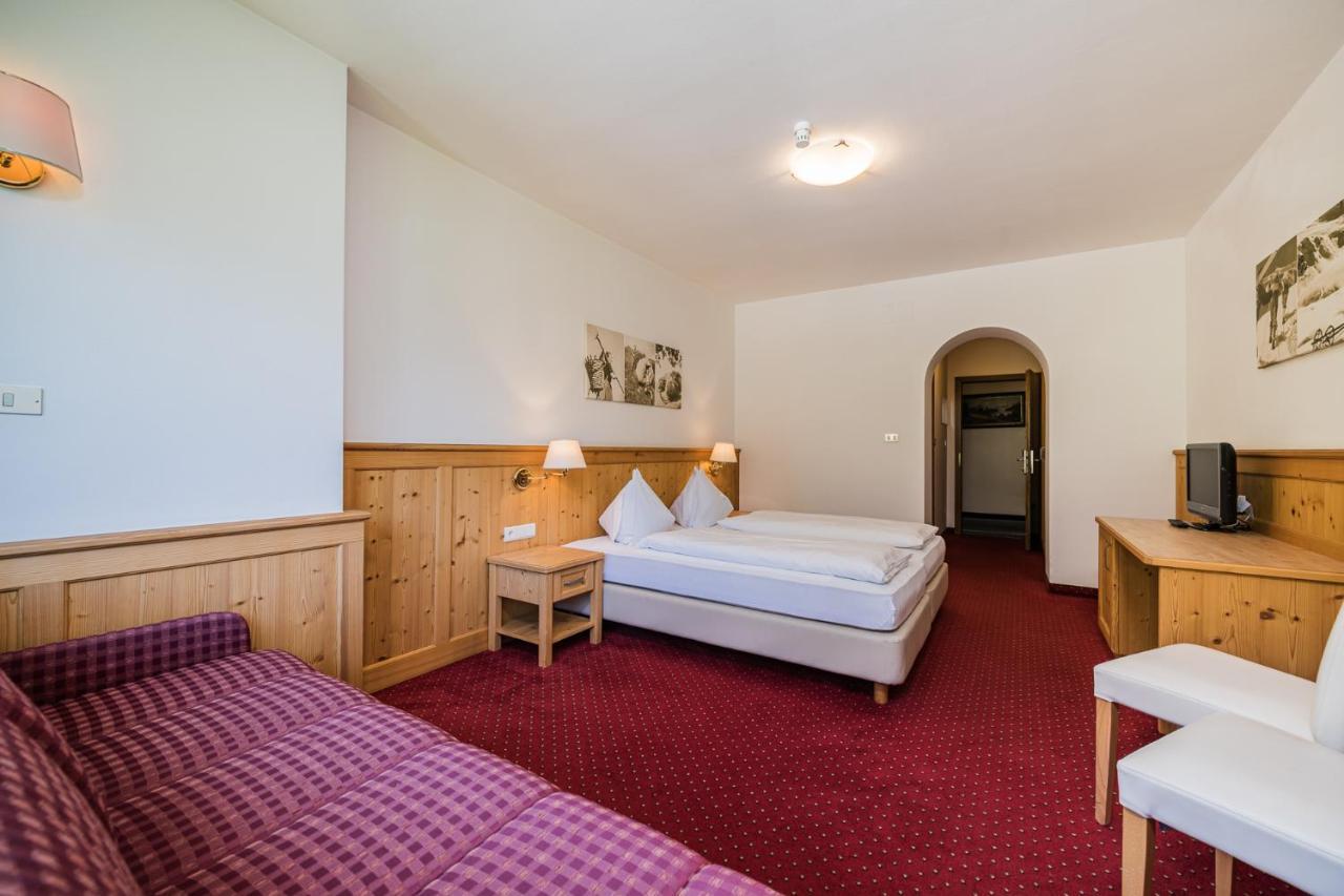 Hotel Waldheim Sexten Exteriér fotografie