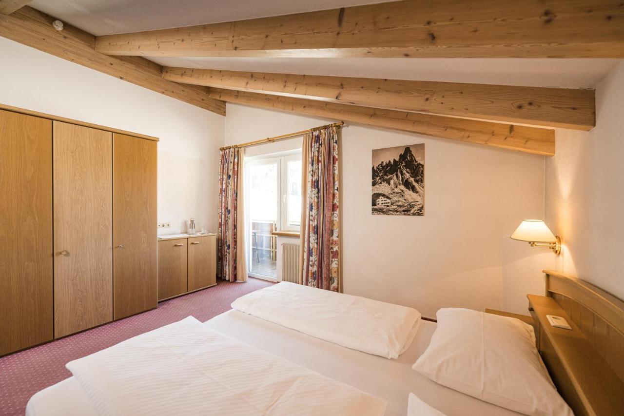 Hotel Waldheim Sexten Exteriér fotografie