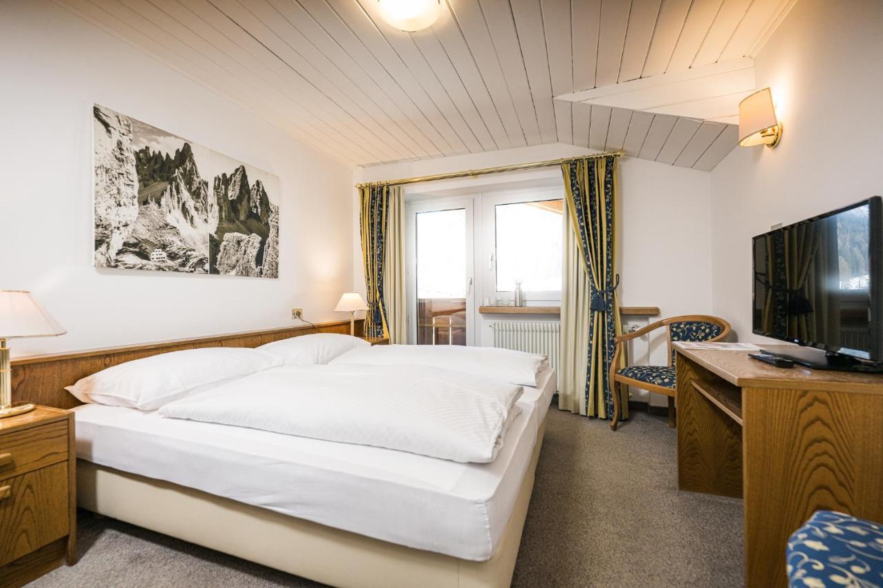 Hotel Waldheim Sexten Exteriér fotografie